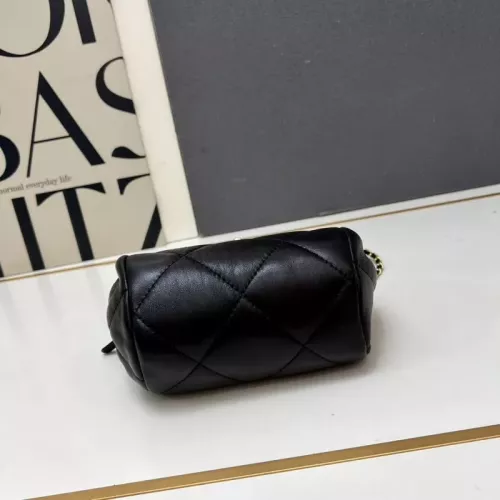 Cheap Chanel AAA Quality Messenger Bags For Women #1363812 Replica Wholesale [$76.00 USD] [ITEM#1363812] on Replica Chanel AAA Quality Messenger Bags