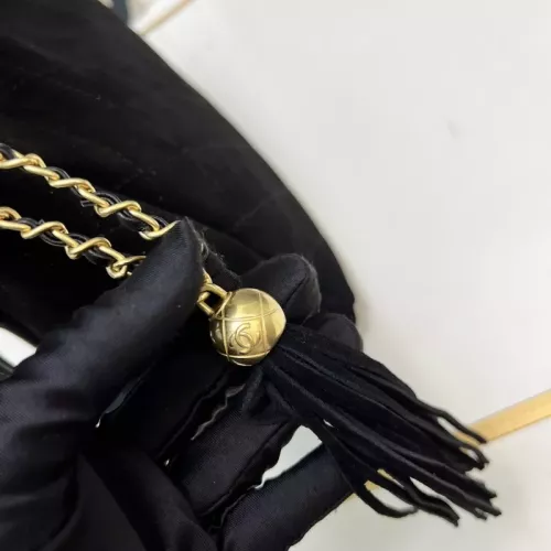Cheap Chanel AAA Quality Messenger Bags For Women #1363850 Replica Wholesale [$98.00 USD] [ITEM#1363850] on Replica Chanel AAA Quality Messenger Bags