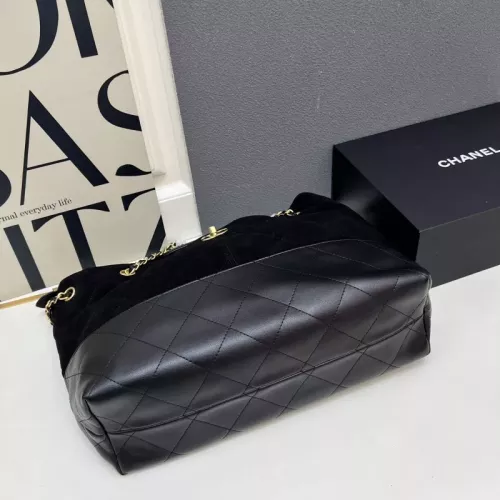Cheap Chanel AAA Quality Shoulder Bags For Women #1363884 Replica Wholesale [$96.00 USD] [ITEM#1363884] on Replica Chanel AAA Quality Shoulder Bags