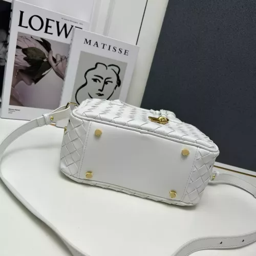 Cheap Bottega Veneta BV AAA Quality Handbags For Women #1363907 Replica Wholesale [$98.00 USD] [ITEM#1363907] on Replica Bottega Veneta BV AAA Quality Handbags