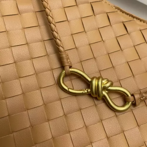 Cheap Bottega Veneta BV AAA Quality Handbags For Women #1363948 Replica Wholesale [$102.00 USD] [ITEM#1363948] on Replica Bottega Veneta BV AAA Quality Handbags