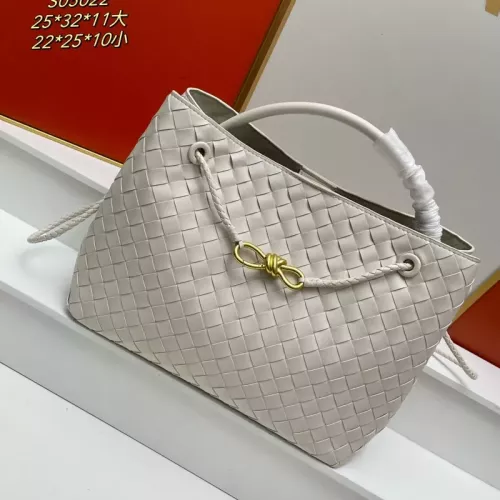 Bottega Veneta BV AAA Quality Handbags For Women #1363959