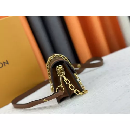 Cheap Louis Vuitton AAA Quality Messenger Bags For Women #1364076 Replica Wholesale [$92.00 USD] [ITEM#1364076] on Replica Louis Vuitton AAA Quality Messenger Bags