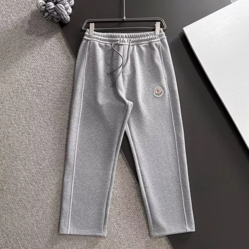 Moncler Pants For Men #1364087