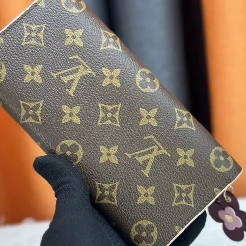 Cheap Louis Vuitton LV Wallets In Burgundy #1364200 Replica Wholesale [$34.00 USD] [ITEM#1364200] on Replica Louis Vuitton LV Wallets