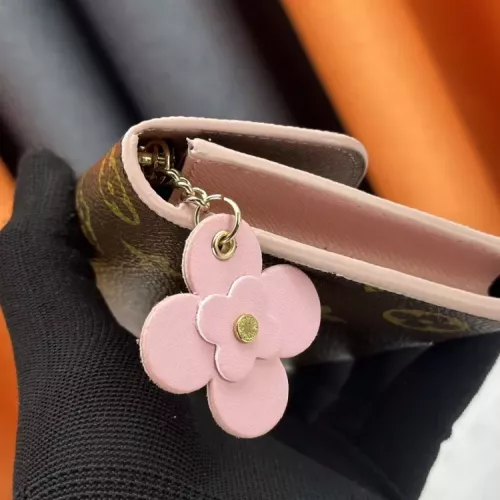 Cheap Louis Vuitton LV Wallets In Pink #1364202 Replica Wholesale [$34.00 USD] [ITEM#1364202] on Replica Louis Vuitton LV Wallets