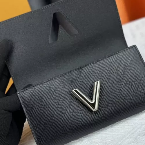 Cheap Louis Vuitton LV Wallets #1364208 Replica Wholesale [$42.00 USD] [ITEM#1364208] on Replica Louis Vuitton LV Wallets