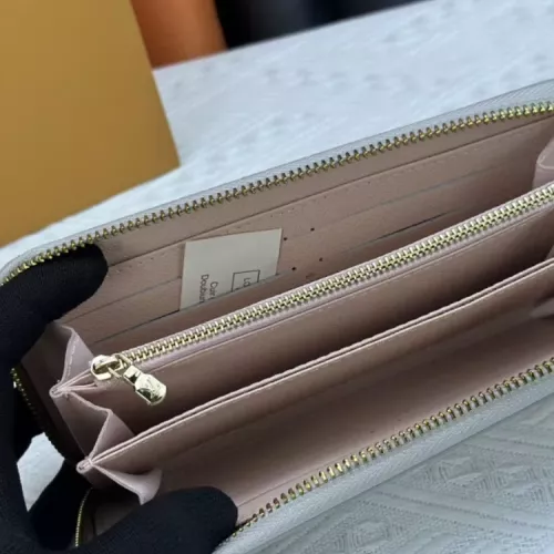 Cheap Louis Vuitton LV Wallets #1364213 Replica Wholesale [$38.00 USD] [ITEM#1364213] on Replica Louis Vuitton LV Wallets