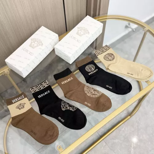 Cheap Versace Socks For Men #1365592 Replica Wholesale [$25.00 USD] [ITEM#1365592] on Replica Versace Socks