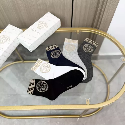 Cheap Versace Socks For Men #1365593 Replica Wholesale [$25.00 USD] [ITEM#1365593] on Replica Versace Socks