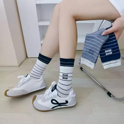 Cheap MIU MIU Socks #1365594 Replica Wholesale [$32.00 USD] [ITEM#1365594] on Replica MIU MIU Socks