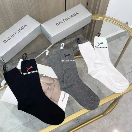Cheap Balenciaga Socks #1365595 Replica Wholesale [$34.00 USD] [ITEM#1365595] on Replica Balenciaga Socks