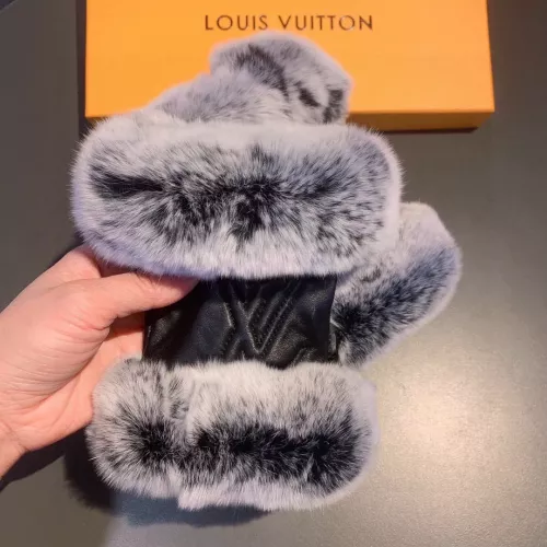Cheap Louis Vuitton LV Gloves For Women #1365778 Replica Wholesale [$39.00 USD] [ITEM#1365778] on Replica Louis Vuitton LV Gloves