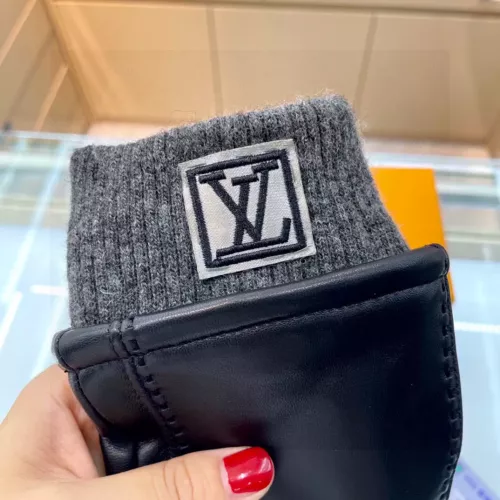 Cheap Louis Vuitton LV Gloves For Men #1365794 Replica Wholesale [$48.00 USD] [ITEM#1365794] on Replica Louis Vuitton LV Gloves