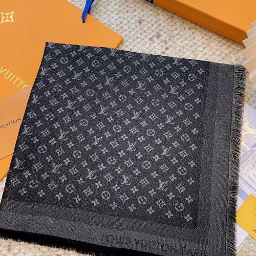 Louis Vuitton Silk Squares #1366384