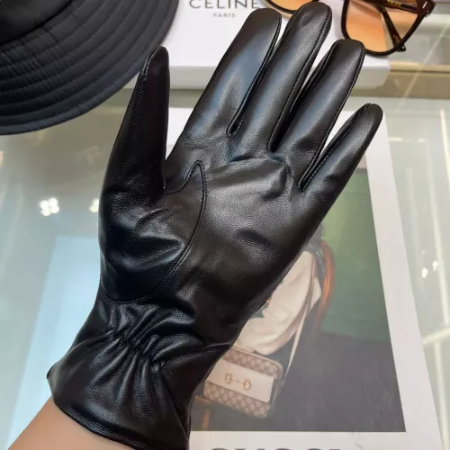Cheap Celine Gloves For Women #1366428 Replica Wholesale [$56.00 USD] [ITEM#1366428] on Replica Celine Gloves