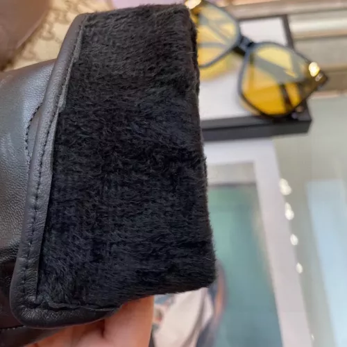 Cheap Gucci Gloves For Women #1366429 Replica Wholesale [$40.00 USD] [ITEM#1366429] on Replica Gucci Gloves