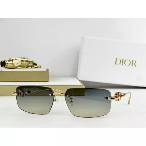 Christian Dior AAA Quality Sunglasses #1366704