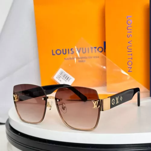 Louis Vuitton AAA Quality Sunglasses #1366711