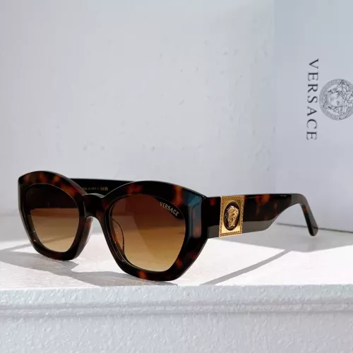 Versace AAA Quality Sunglasses #1366744