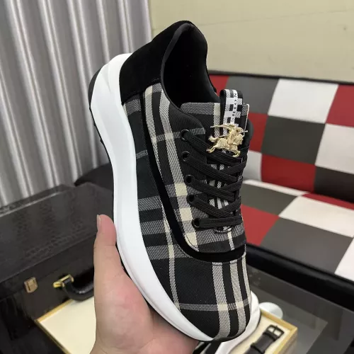Cheap Burberry Casual Shoes For Men #1366924 Replica Wholesale [$82.00 USD] [ITEM#1366924] on Replica Burberry Casual Shoes