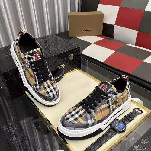 Cheap Burberry Casual Shoes For Men #1367135 Replica Wholesale [$80.00 USD] [ITEM#1367135] on Replica Burberry Casual Shoes
