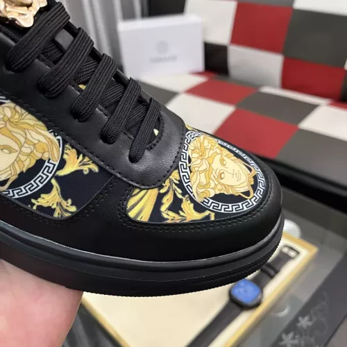 Cheap Versace Casual Shoes For Men #1367732 Replica Wholesale [$80.00 USD] [ITEM#1367732] on Replica Versace Casual Shoes