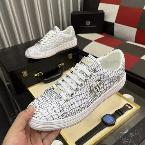 Cheap Philipp Plein PP Casual Shoes For Men #1367755 Replica Wholesale [$80.00 USD] [ITEM#1367755] on Replica Philipp Plein PP Casual Shoes
