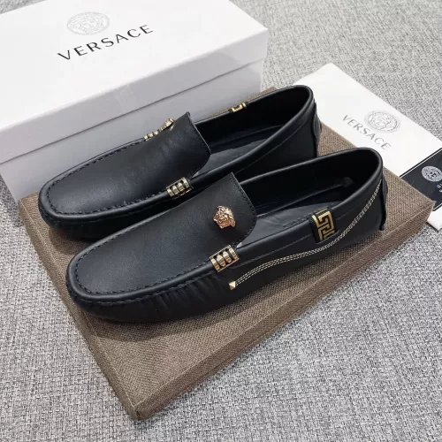 Versace Leather Shoes For Men #1367777