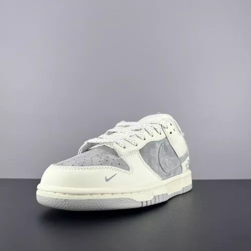 Cheap Nike SB Dunk-Low For Women #1367983 Replica Wholesale [$92.00 USD] [ITEM#1367983] on Replica Nike SB Dunk-Low