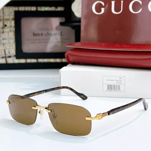 Gucci AAA Quality Sunglasses #1368032