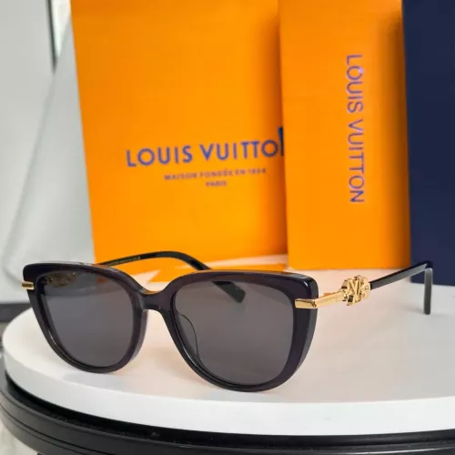 Louis Vuitton AAA Quality Sunglasses #1368219
