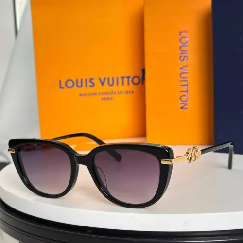 Louis Vuitton AAA Quality Sunglasses #1368220