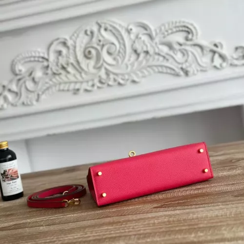 Cheap Hermes AAA Quality Handbags #1368445 Replica Wholesale [$82.00 USD] [ITEM#1368445] on Replica Hermes AAA Quality Handbags