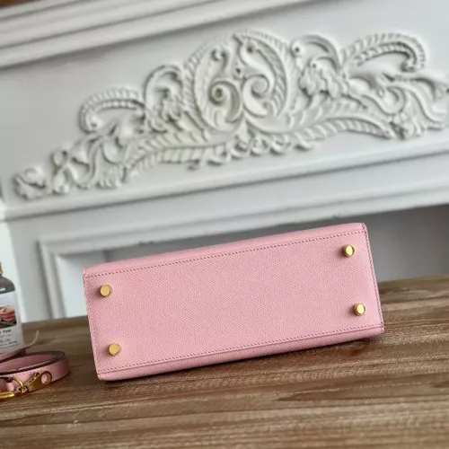 Cheap Hermes AAA Quality Handbags #1368458 Replica Wholesale [$98.00 USD] [ITEM#1368458] on Replica Hermes AAA Quality Handbags