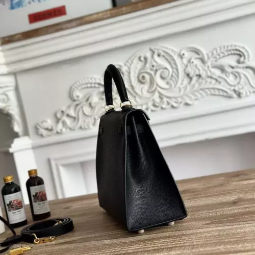 Cheap Hermes AAA Quality Handbags #1368498 Replica Wholesale [$98.00 USD] [ITEM#1368498] on Replica Hermes AAA Quality Handbags
