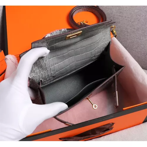 Cheap Hermes AAA Quality Handbags #1368514 Replica Wholesale [$92.00 USD] [ITEM#1368514] on Replica Hermes AAA Quality Handbags
