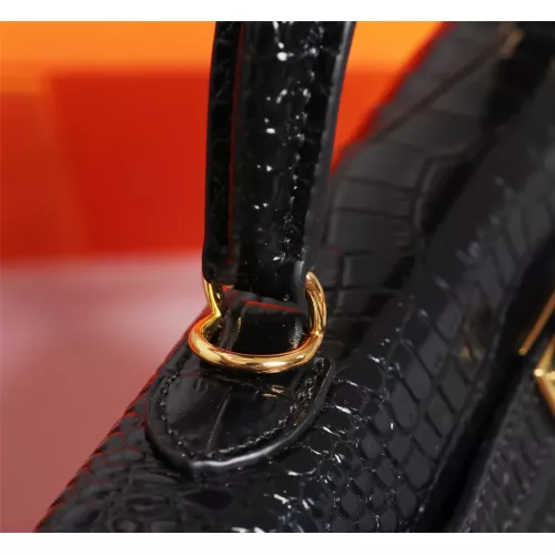Cheap Hermes AAA Quality Handbags #1368521 Replica Wholesale [$98.00 USD] [ITEM#1368521] on Replica Hermes AAA Quality Handbags