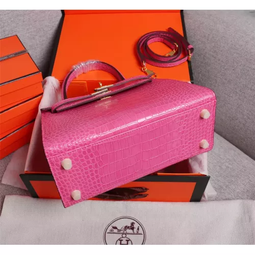 Cheap Hermes AAA Quality Handbags #1368528 Replica Wholesale [$98.00 USD] [ITEM#1368528] on Replica Hermes AAA Quality Handbags