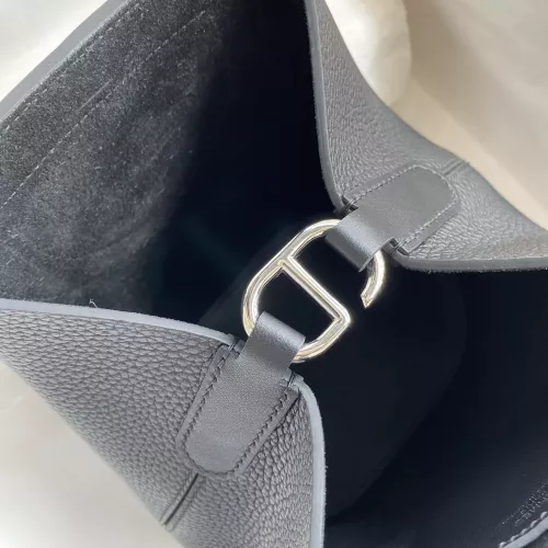Cheap Hermes AAA Quality Handbags For Women #1368600 Replica Wholesale [$92.00 USD] [ITEM#1368600] on Replica Hermes AAA Quality Handbags