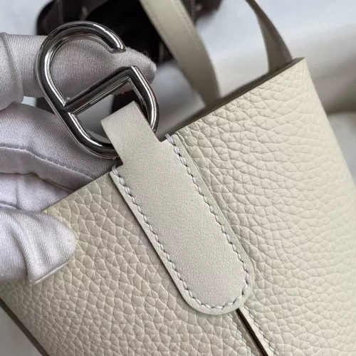 Cheap Hermes AAA Quality Handbags For Women #1368602 Replica Wholesale [$92.00 USD] [ITEM#1368602] on Replica Hermes AAA Quality Handbags