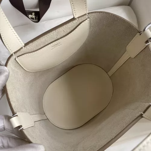 Cheap Hermes AAA Quality Handbags For Women #1368602 Replica Wholesale [$92.00 USD] [ITEM#1368602] on Replica Hermes AAA Quality Handbags