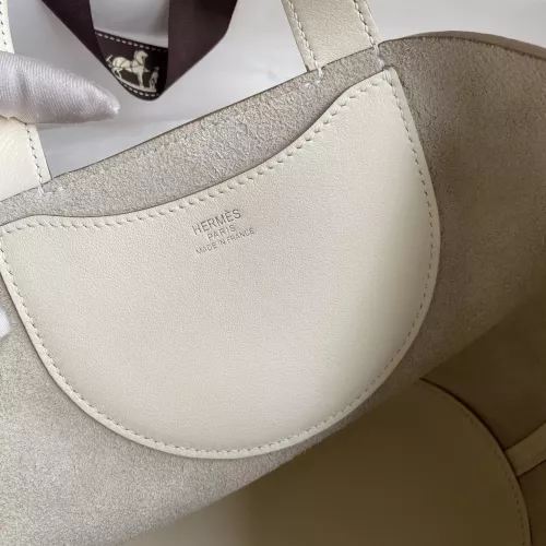 Cheap Hermes AAA Quality Handbags For Women #1368602 Replica Wholesale [$92.00 USD] [ITEM#1368602] on Replica Hermes AAA Quality Handbags
