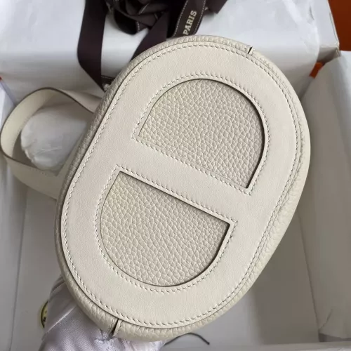 Cheap Hermes AAA Quality Handbags For Women #1368602 Replica Wholesale [$92.00 USD] [ITEM#1368602] on Replica Hermes AAA Quality Handbags