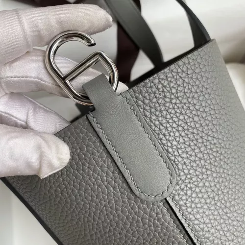 Cheap Hermes AAA Quality Handbags For Women #1368603 Replica Wholesale [$92.00 USD] [ITEM#1368603] on Replica Hermes AAA Quality Handbags