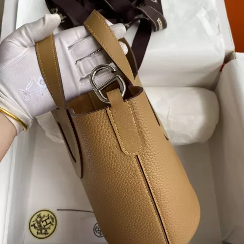 Cheap Hermes AAA Quality Handbags For Women #1368605 Replica Wholesale [$92.00 USD] [ITEM#1368605] on Replica Hermes AAA Quality Handbags