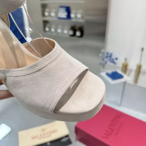 Cheap Valentino Sandal For Women #1368679 Replica Wholesale [$122.00 USD] [ITEM#1368679] on Replica Valentino Sandal