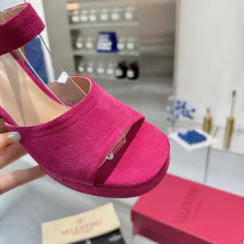 Cheap Valentino Sandal For Women #1368681 Replica Wholesale [$122.00 USD] [ITEM#1368681] on Replica Valentino Sandal
