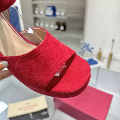 Cheap Valentino Sandal For Women #1368682 Replica Wholesale [$122.00 USD] [ITEM#1368682] on Replica Valentino Sandal