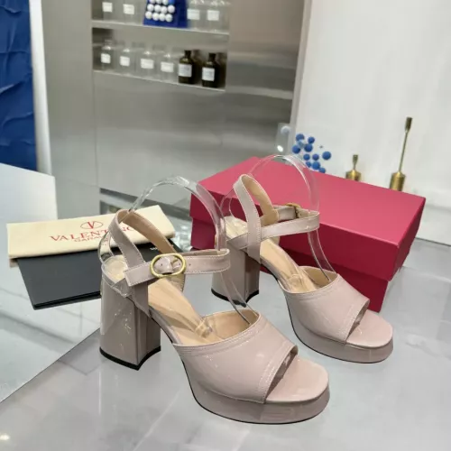 Cheap Valentino Sandal For Women #1368689 Replica Wholesale [$122.00 USD] [ITEM#1368689] on Replica Valentino Sandal